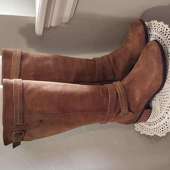 UGG Australia Darcie Tall Distressed Leather Riding Boots Buckle Women US 10 - Picture 4 of 17